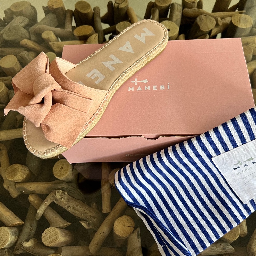 MANEBI Hamptons Bow Pastel Rose Suede Sandals